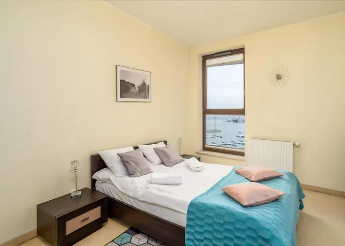 Apartment Sea Towers 